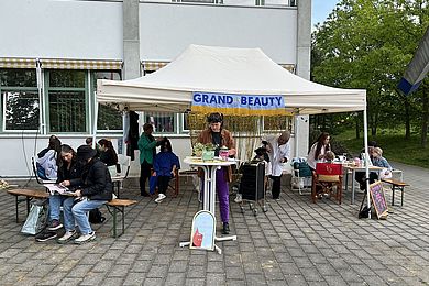 Grand Beauty - transkultureller Salon - war eins der Angebote beim Tag der offenen Tür