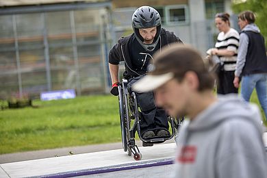 Action mit dem HEIZHAUS: Wheelchair Motocross