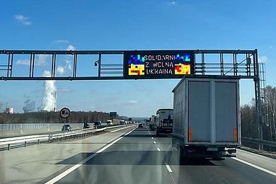 Kurz vor der ukrainischen Grenze auf der Autobahn