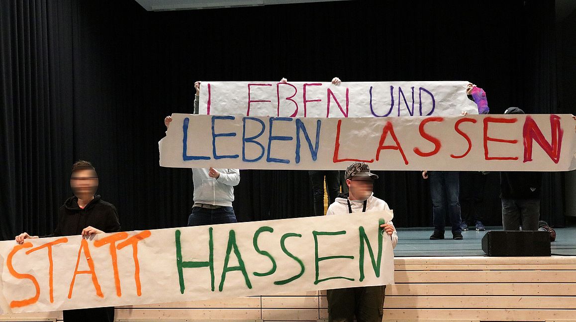 Transparente "Leben und eben lassen statt hassen"